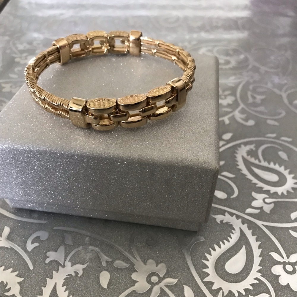 Stretchy Bracelet